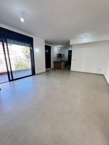 מודעת נכס, יהוד 6, המרכז השקט / מרכז העיר, פתח תקווה
