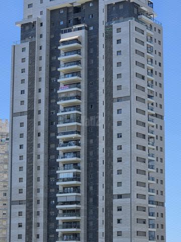 יצחק שדה 4