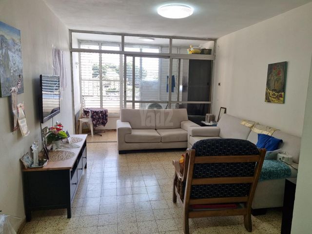 שדרות ששת הימים 1