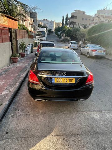 מודעת רכב מרצדס-בנץ C-class