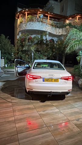 מודעת רכב אאודי A4