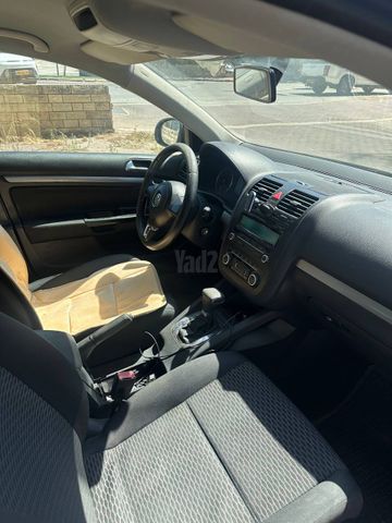 מודעת רכב פולקסווגן ג'טה