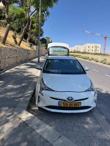 מודעת רכב טויוטה פריוס