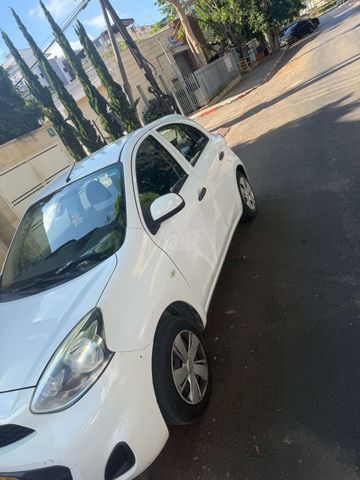 מודעת רכב ניסאן מיקרה