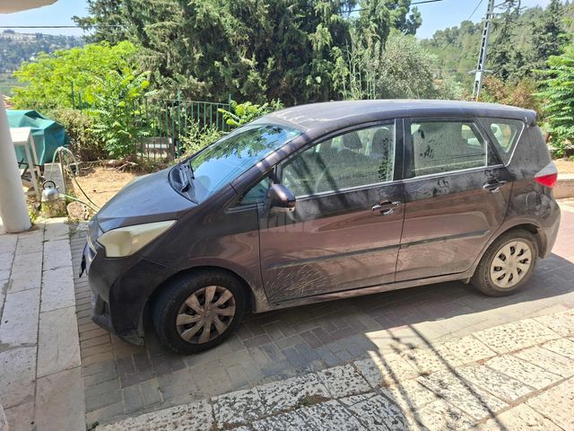 מודעת רכב טויוטה ורסו-S