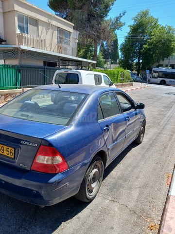 מודעת רכב טויוטה קורולה