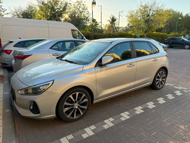 מודעת רכב יונדאי i30