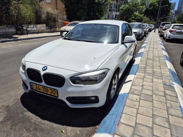 מודעת רכב ב מ וו סדרה 1