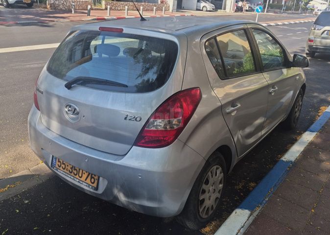 מודעת רכב יונדאי i20