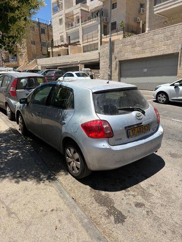 מודעת רכב טויוטה אוריס