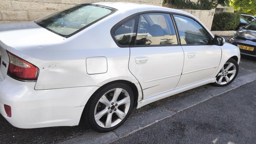 מודעת רכב סובארו B4/לגאסי