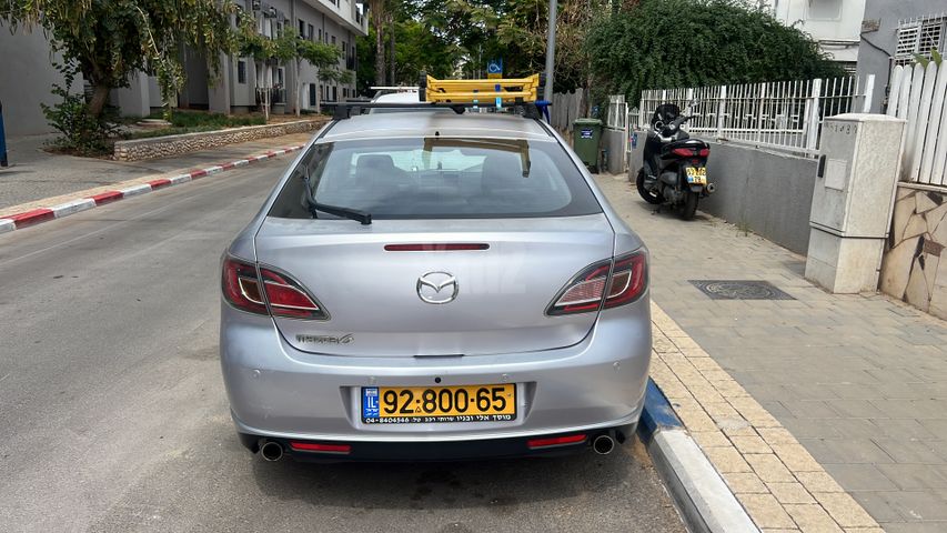 מודעת רכב מאזדה 6