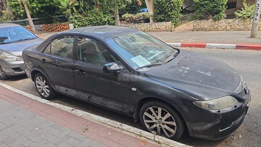 מודעת רכב מאזדה 6