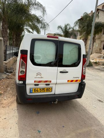 מודעת רכב סיטרואן ג'אמפי