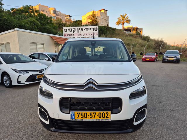 מודעת רכב סיטרואן ברלינגו