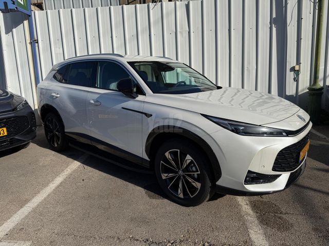מודעת רכב אם ג'י EHS PHEV