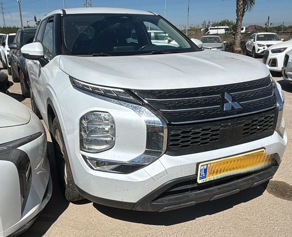 מודעת רכב מיצובישי אאוטלנדר