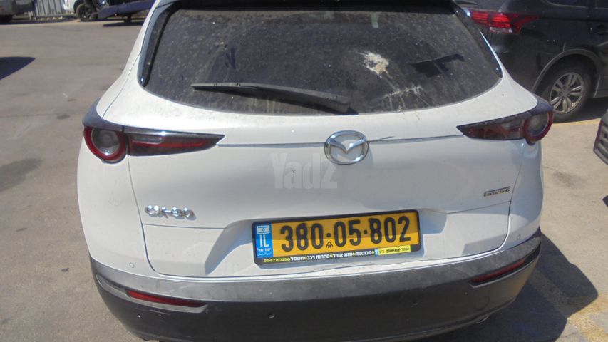 מודעת רכב מאזדה CX-30 2