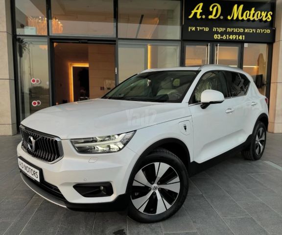 מודעת רכב וולוו XC40