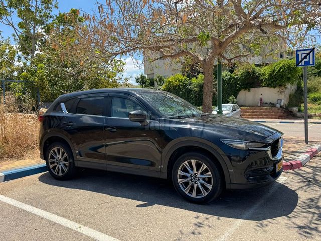מודעת רכב מאזדה CX-5
