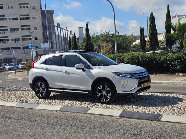מודעת רכב מיצובישי אקליפס קרוס