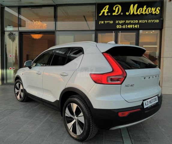 מודעת רכב וולוו XC40 2