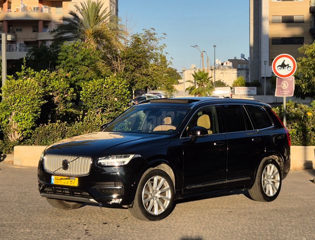 מודעת רכב וולוו XC90