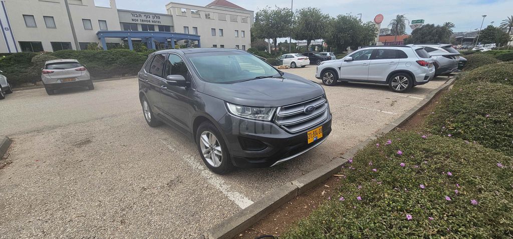 מודעת רכב פורד אדג'