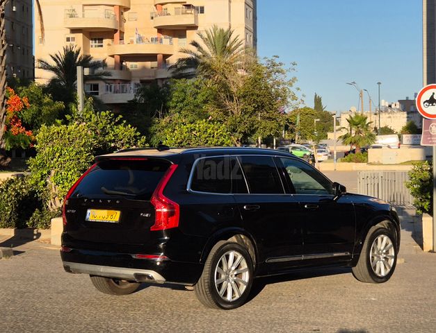 מודעת רכב וולוו XC90 1