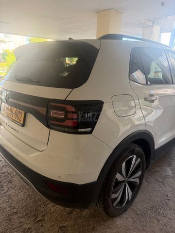 מודעת רכב פולקסווגן T-קרוס