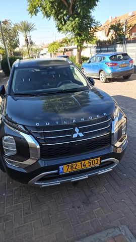 מודעת רכב מיצובישי אאוטלנדר