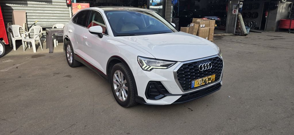 מודעת רכב אאודי Q3