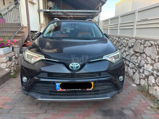 מודעת רכב טויוטה RAV4