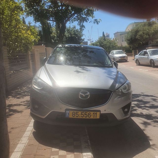 מודעת רכב מאזדה CX-5