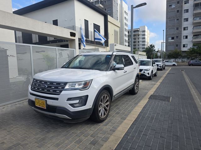 מודעת רכב פורד אקספלורר