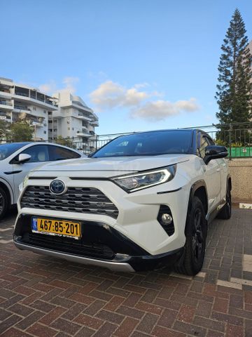 מודעת רכב טויוטה RAV4