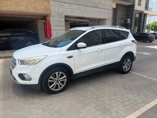מודעת רכב פורד קוגה