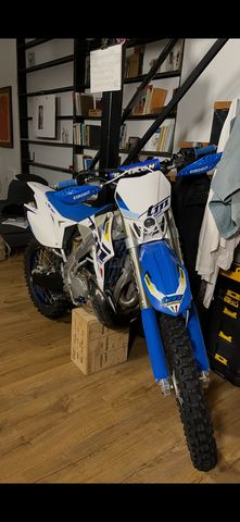 מודעת רכב TM Racing EN 300