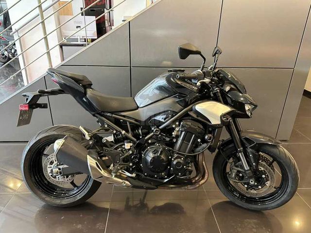 מודעת רכב קאוואסאקי Z900