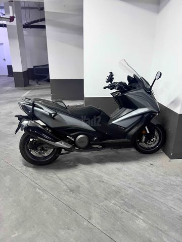 מודעת רכב קימקו AK 550