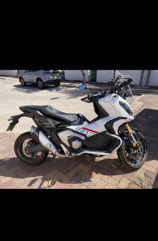מודעת רכב הונדה X-ADV750