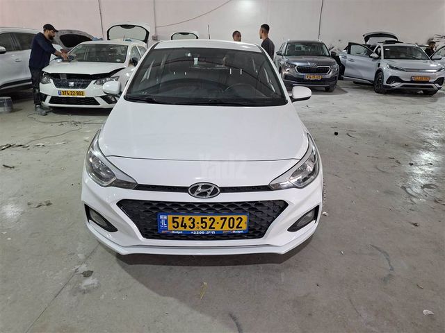 מודעת רכב יונדאי i20