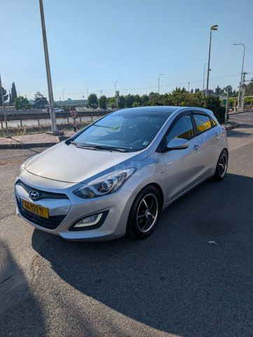 מודעת רכב יונדאי i30 2