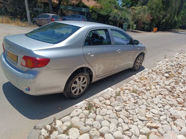 מודעת רכב טויוטה קורולה