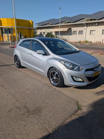 i30 Premium אוט׳ 1.6 (135 כ״ס) [2012-2015]