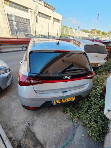 מודעת רכב יונדאי i20