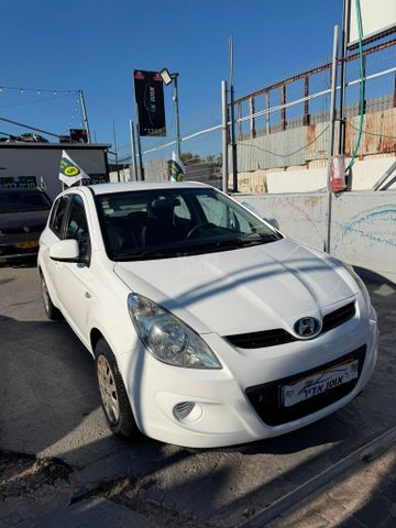 מודעת רכב יונדאי i20 1