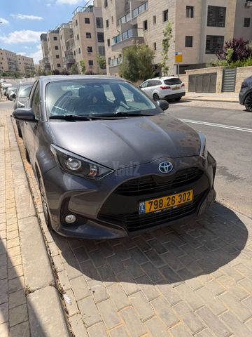 מודעת רכב טויוטה יאריס