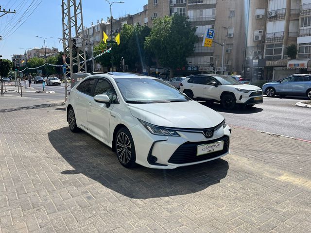 מודעת רכב טויוטה קורולה 2