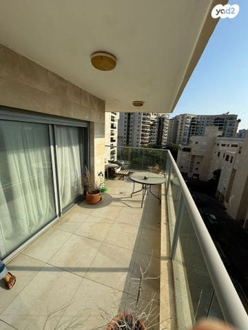 דירה למכירה בתל אביב יפו — 2